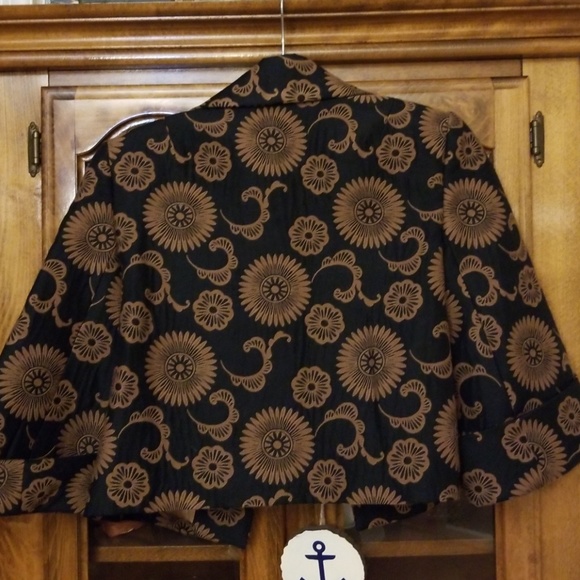 Beautiful Trina Turk jacket - Picture 6 of 8